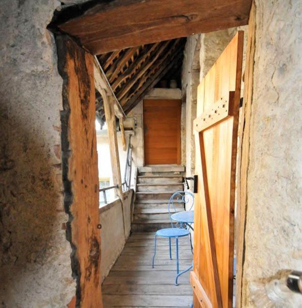 Appartamento Le Passage La Charité-sur-Loire Esterno foto